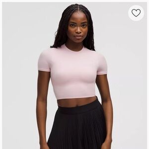 Wundermost Ultra-Soft Nulu Crewneck Cropped T-Shirt
Pink Haze 
NWT
Large